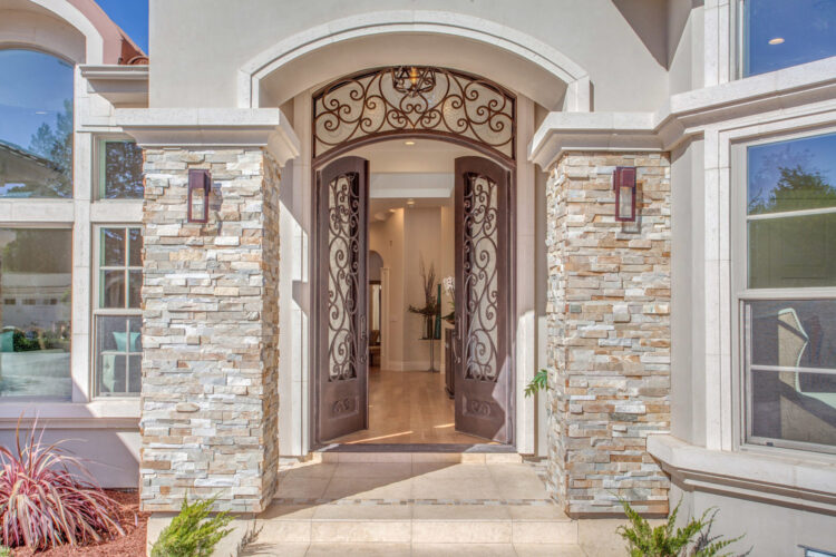 L7-IVY-Front-view-ET